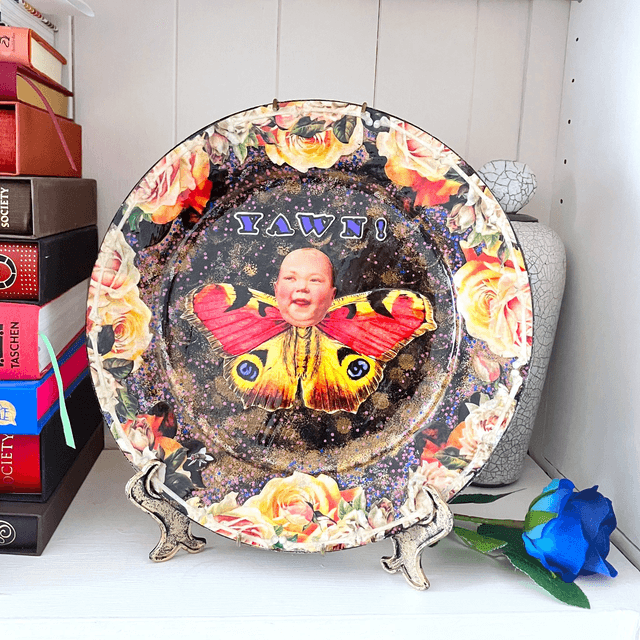 "Yawn!" Black Upcycled Wall Plate - House of Frisson