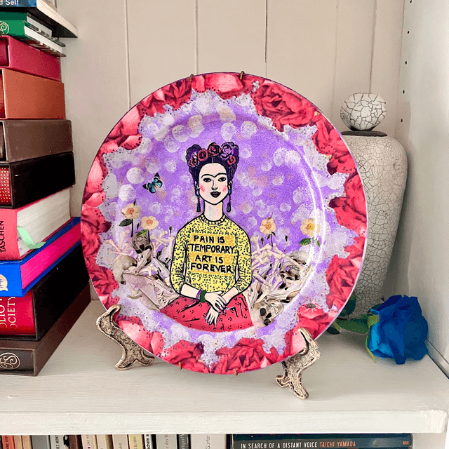 "Pain Is Temporary Art Is Forever" Lilac Upcycled Wall Plate - House of Frisson