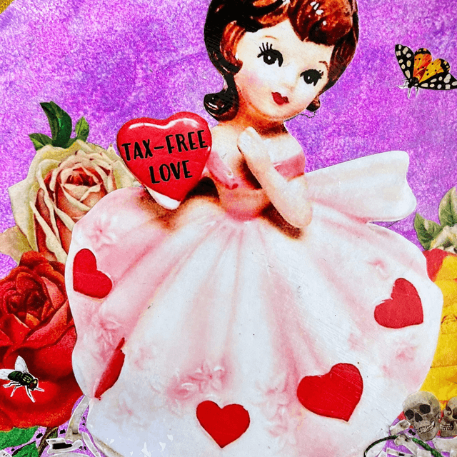 "Tax-Free Love" Purple Upcycled Wall Plate - House of Frisson
