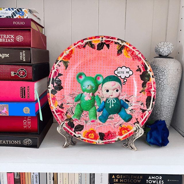 "Bite Me" Peach Pink Upcycled Wall Plate - House of Frisson
