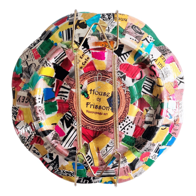 "Bubble Up Like Soda Pop!" Pink Upcycled Wall Plate - House of Frisson