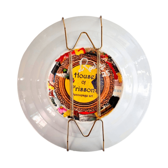 "I'm Not Mad, Just Cursed With Excellent Observational Skills" Coral Upcycled Wall Plate - House of Frisson