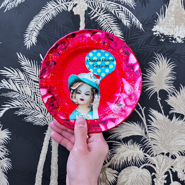 "I Speak Fluent Sarcasm" Red Upcycled Wall Plate - House of Frisson